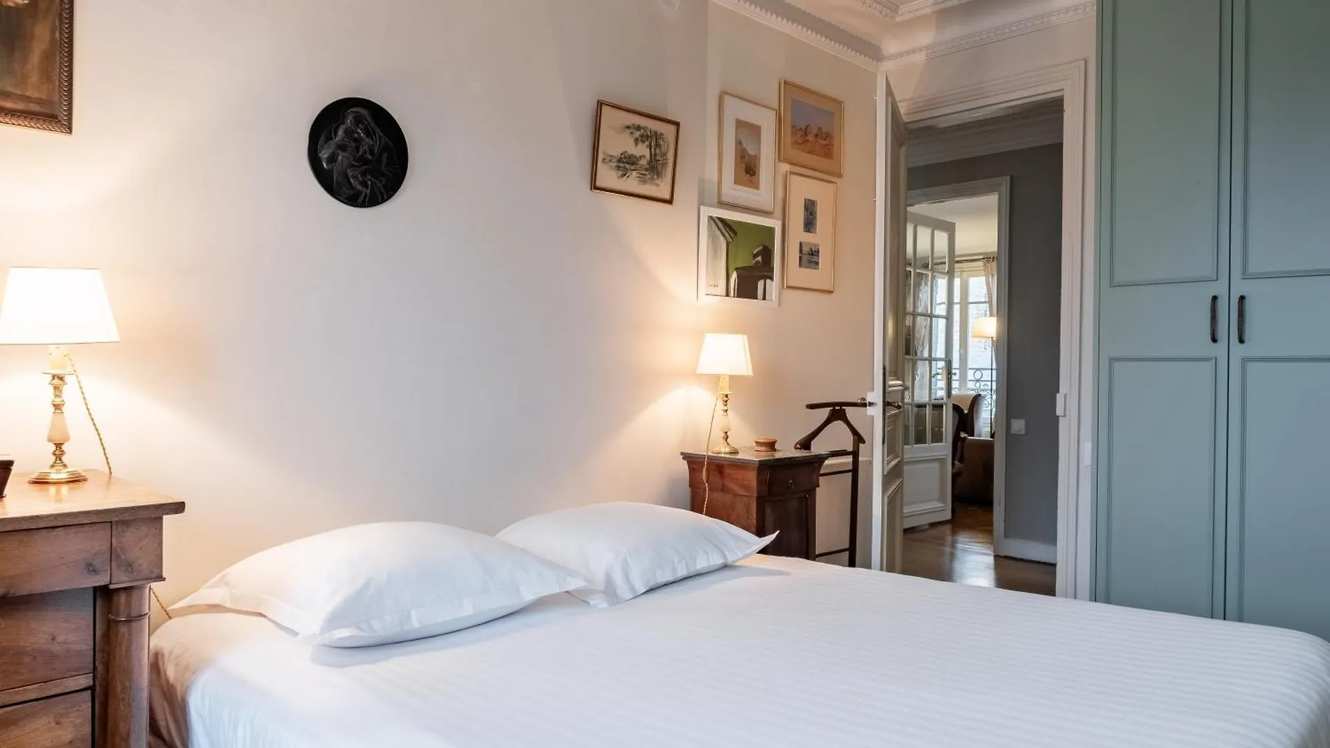 Apartment Veeve - Eiffel Eminence *