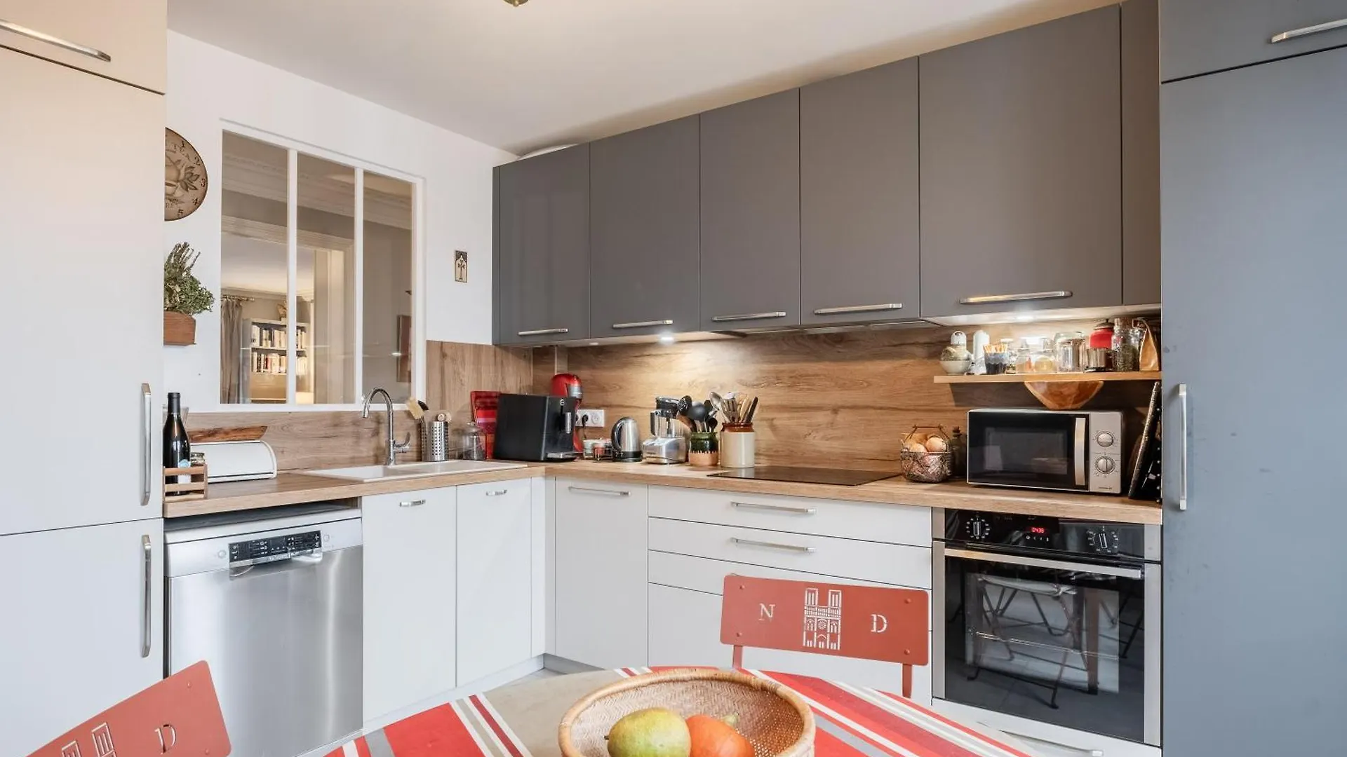 Apartment Veeve - Eiffel Eminence Paris